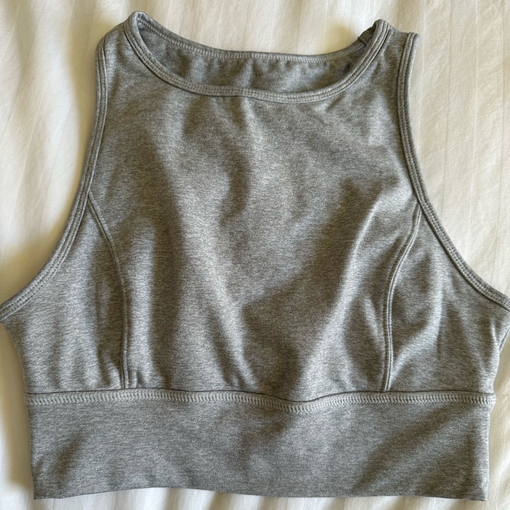EUC - Joylab high neck sports bra
